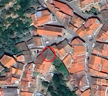 Montagem de andaimes em Alcongosta